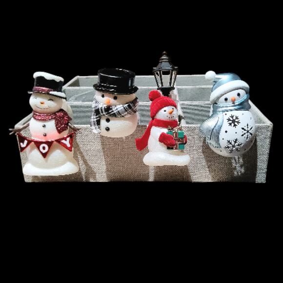 SNOWMAN WALLFLOWER PLUGS BY BATH AND BODY WORKS  - CHOOSE 1 - BRAND NEW! - Picture 2 of 2